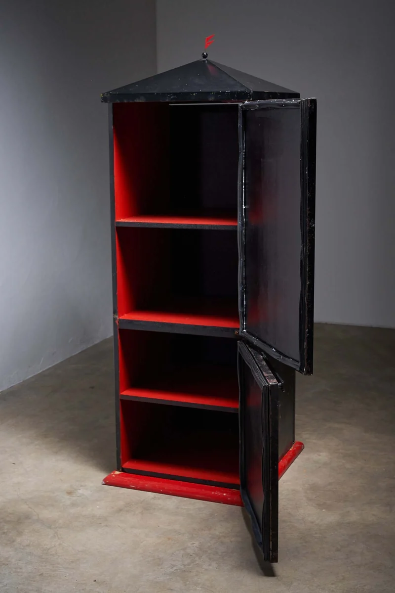 Memphis Fridge by Roberto Pezzetta