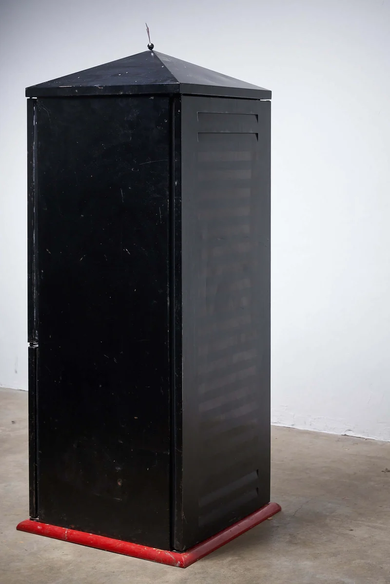 Memphis Fridge by Roberto Pezzetta