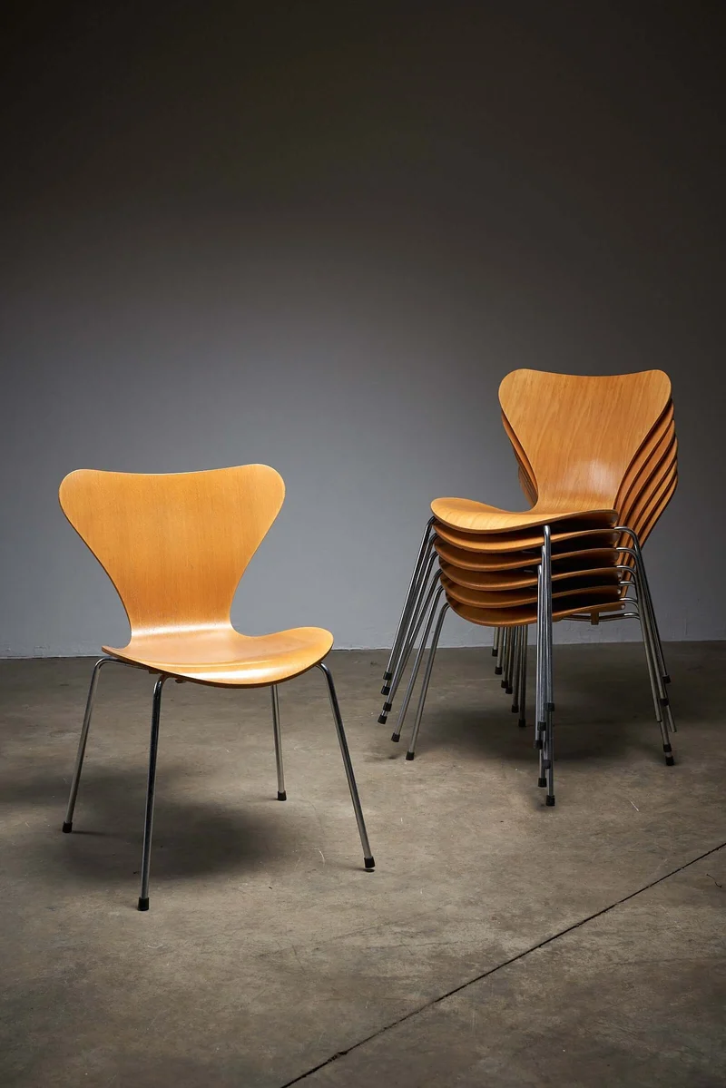 Arne Jacobsen model 7 chair