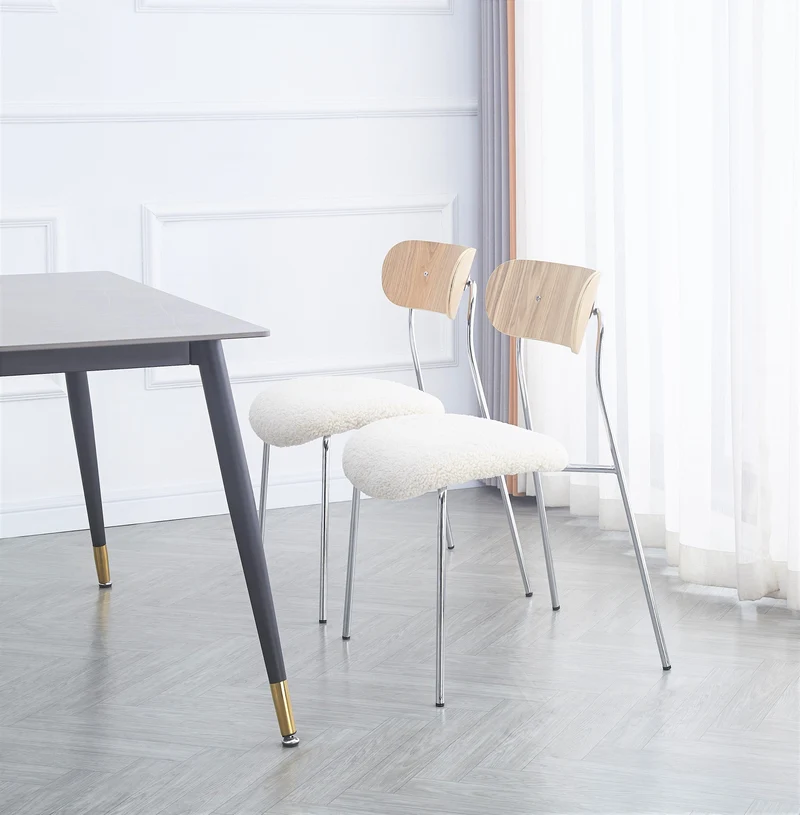 Lot de 2 chaises industrielles Nordlys en métal et bouclettes blanc LINCOLN
