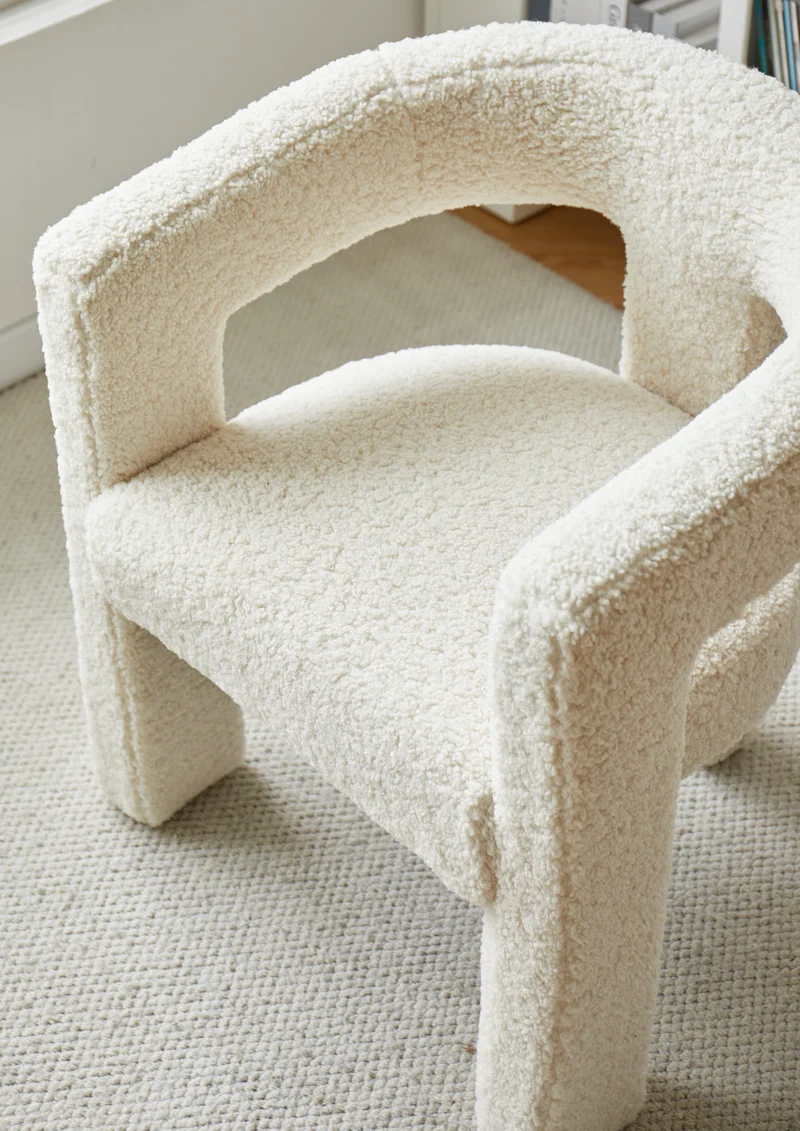 Fauteuil Nordlys en bouclettes blanches ARUSHA