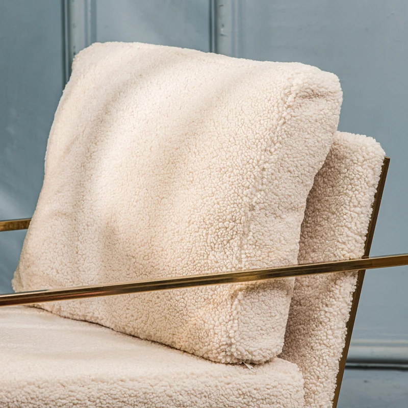 Fauteuil de salon Nordlys en métal et bouclettes blanc VIBORG