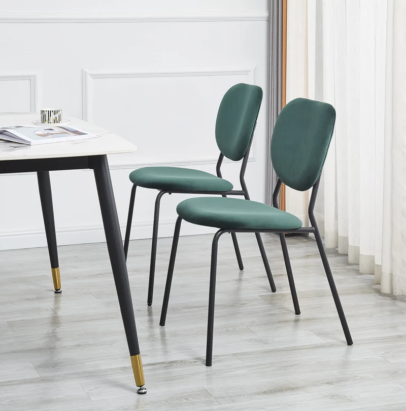 Lot de 2 chaises scandinaves Nordlys en métal et velours vert SUZUKA