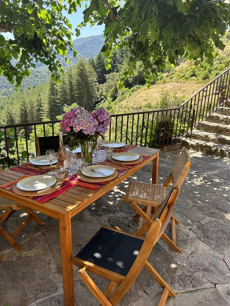 Table à manger intérieur extérieur 6 personnes Nordlys en acacia ALICANTE