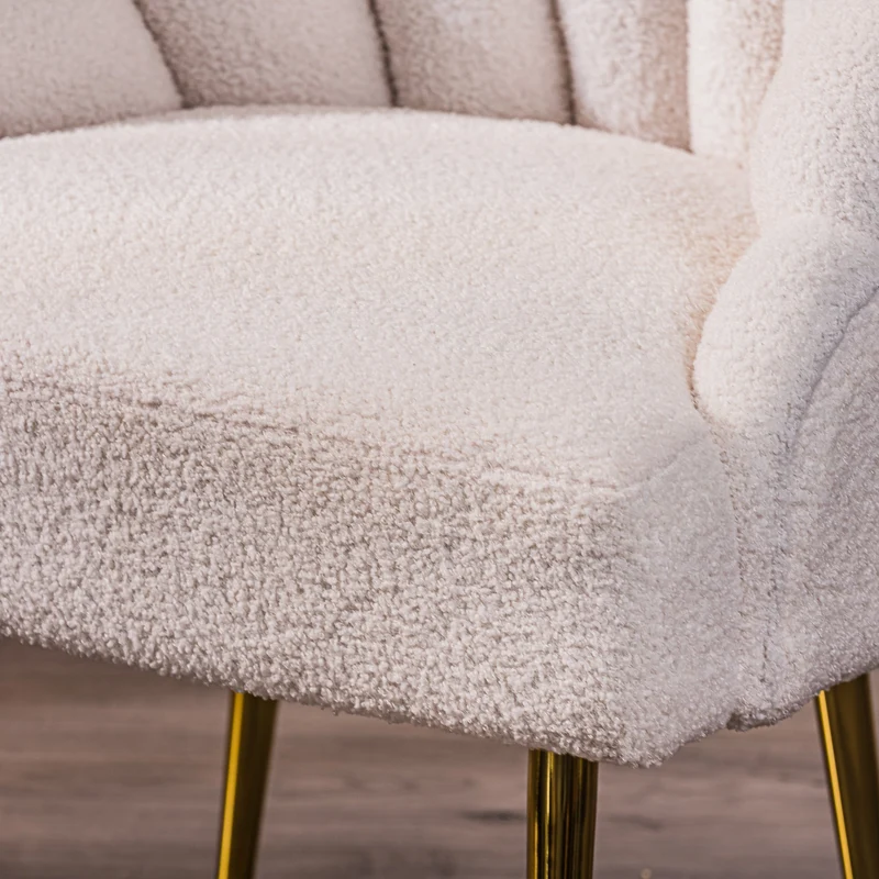 Fauteuil rétro Nordlys en métal et bouclettes blanches BOLGE
