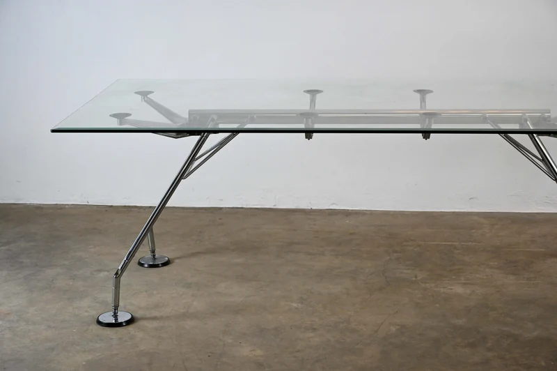 Nomos Table by Norman Foster for Tecno Italy