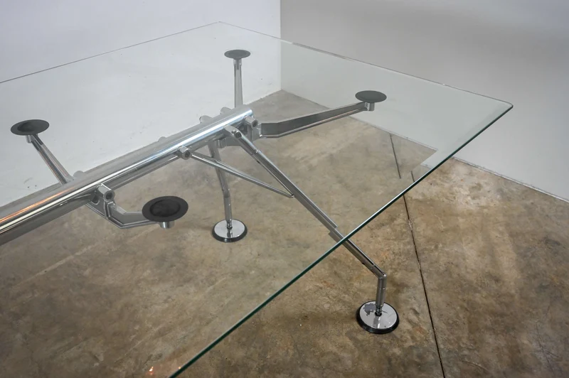 Nomos Table by Norman Foster for Tecno Italy