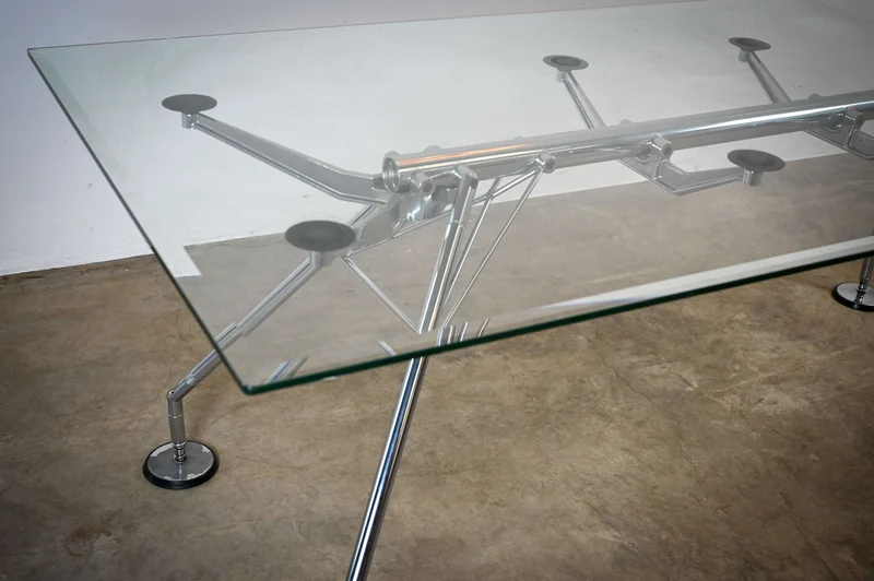 Nomos Table by Norman Foster for Tecno Italy