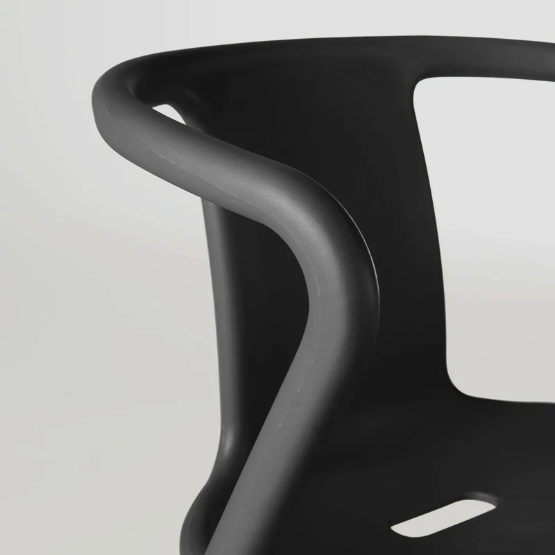 Lot de 4 fauteuils de jardin OVIALA design en plastique Berlin Noir
