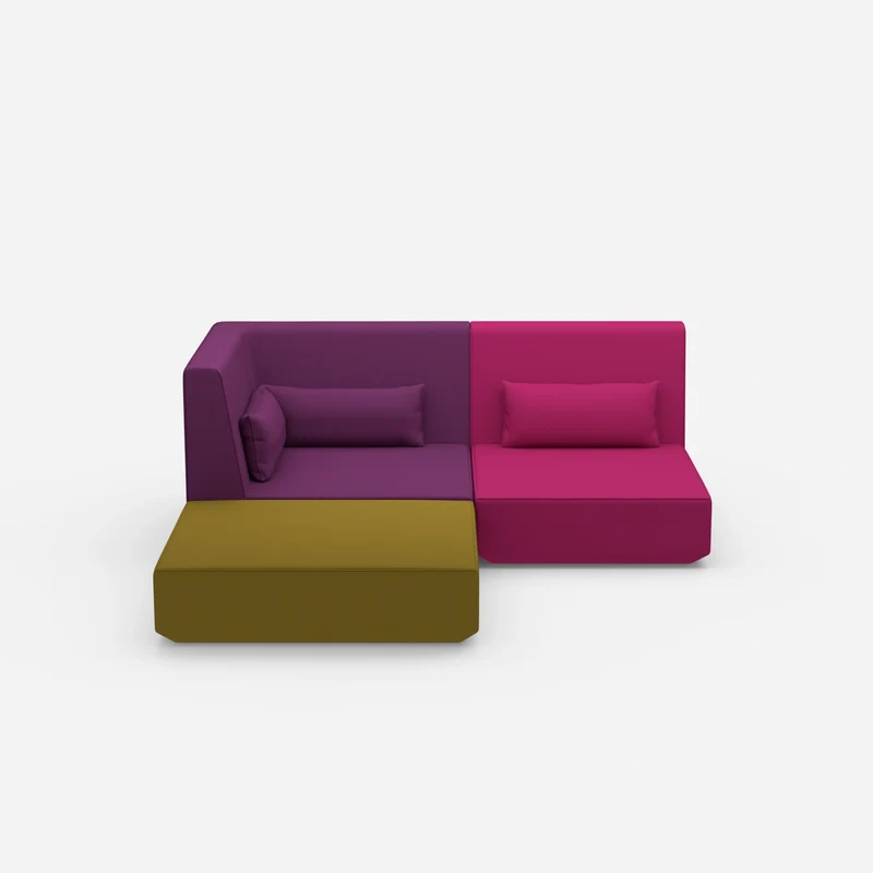 Ecksofa mit tiefer Sitzfläche und hoher Rückenlehne