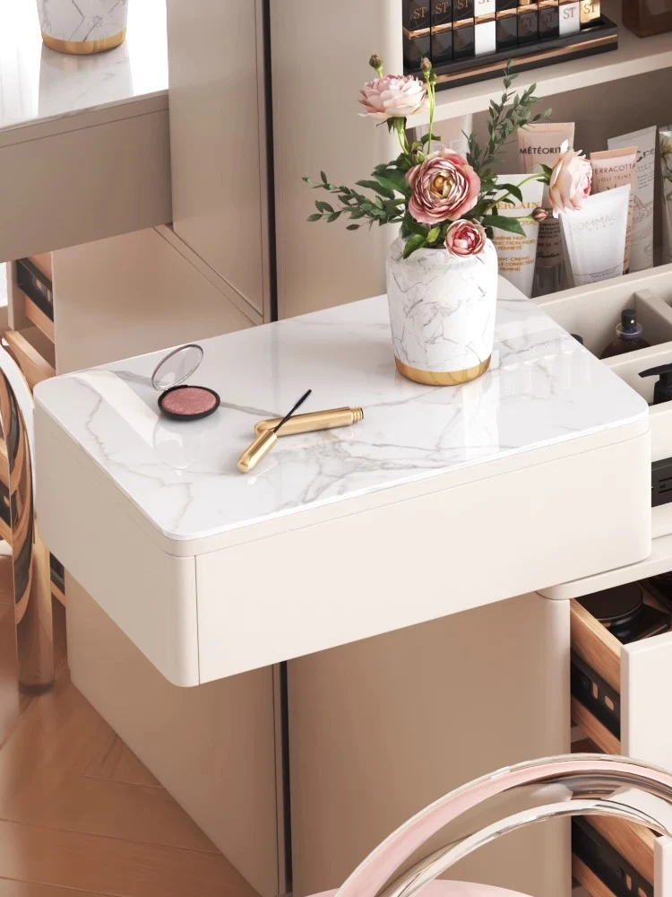 Coiffeuse nordique avec miroir intégral et tiroirs