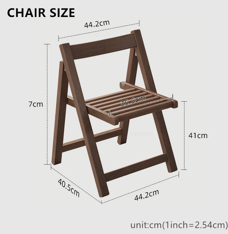 Armoire huche avec table extensible et chaises pliantes