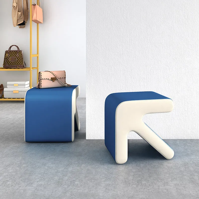 Repose-pieds de style flèche en similicuir PU doux pour la maison de luxe léger