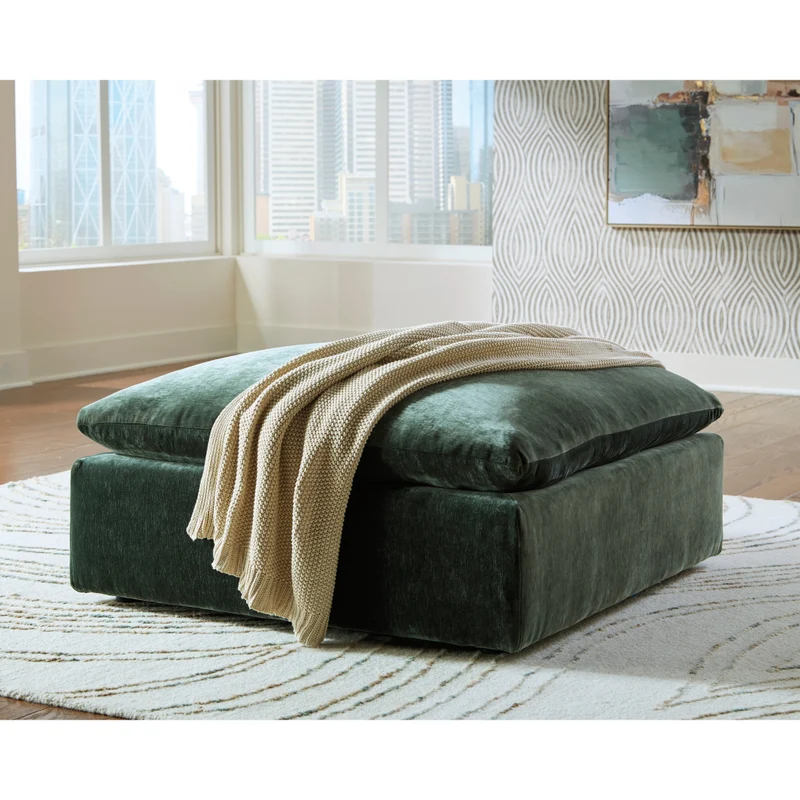 Ottoman surdimensionné en tissu vert jade - Carriage View