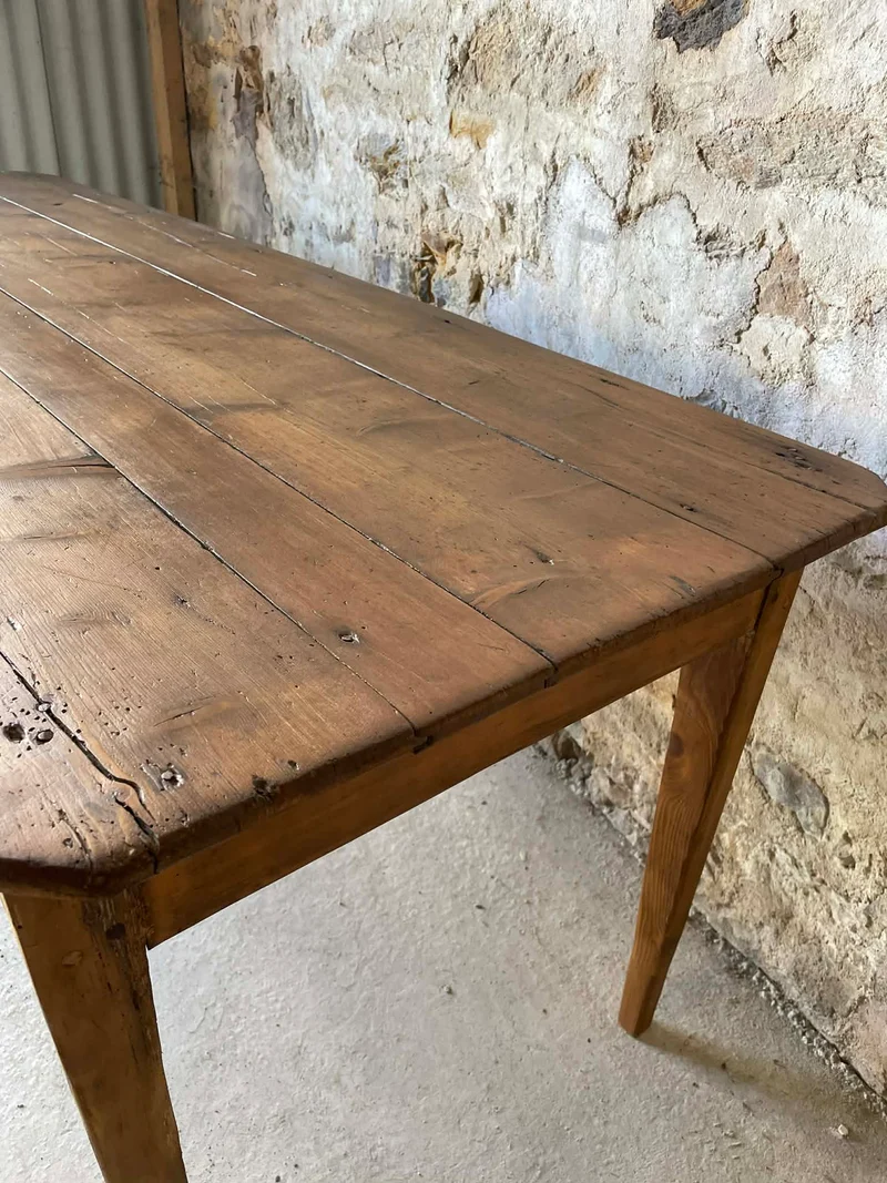 Table ancienne en bois pieds fuseaux