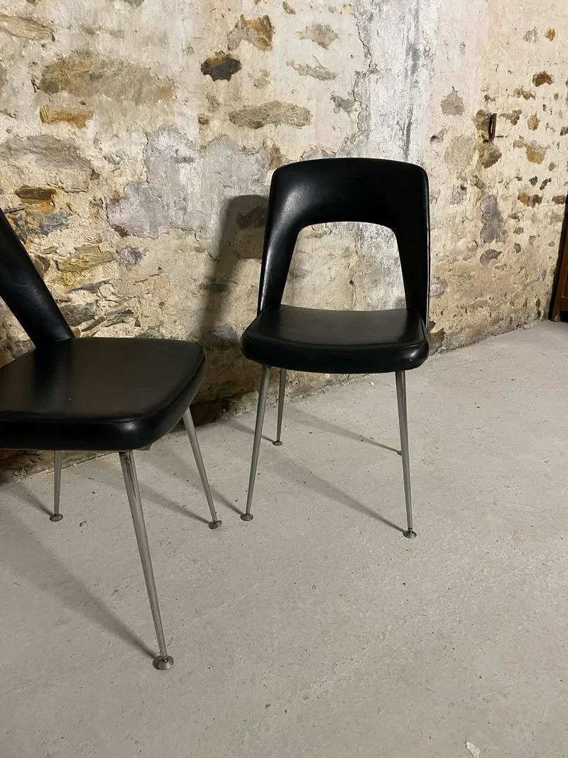 Lot de 2 chaises design noir pieds métal style contemporain