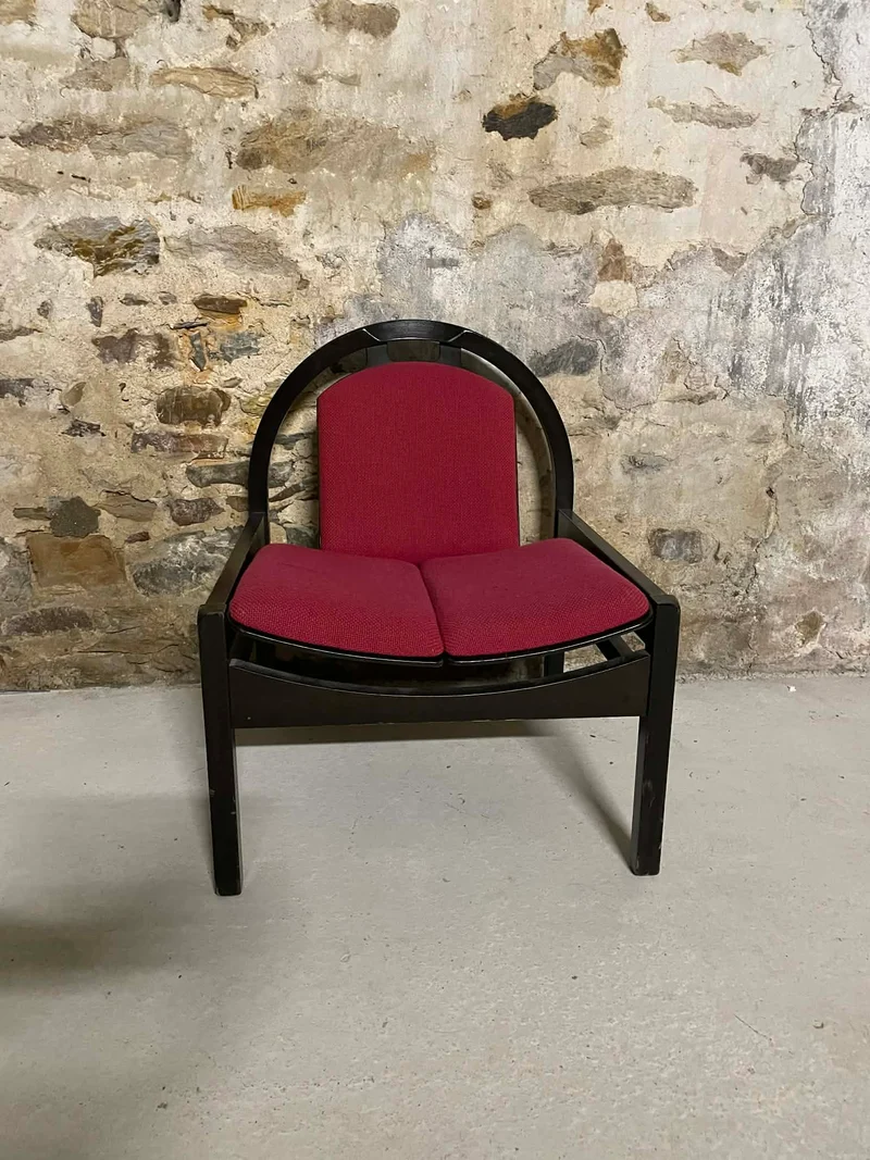 Fauteuil Baumann vintage en bois noir et tissu rouge