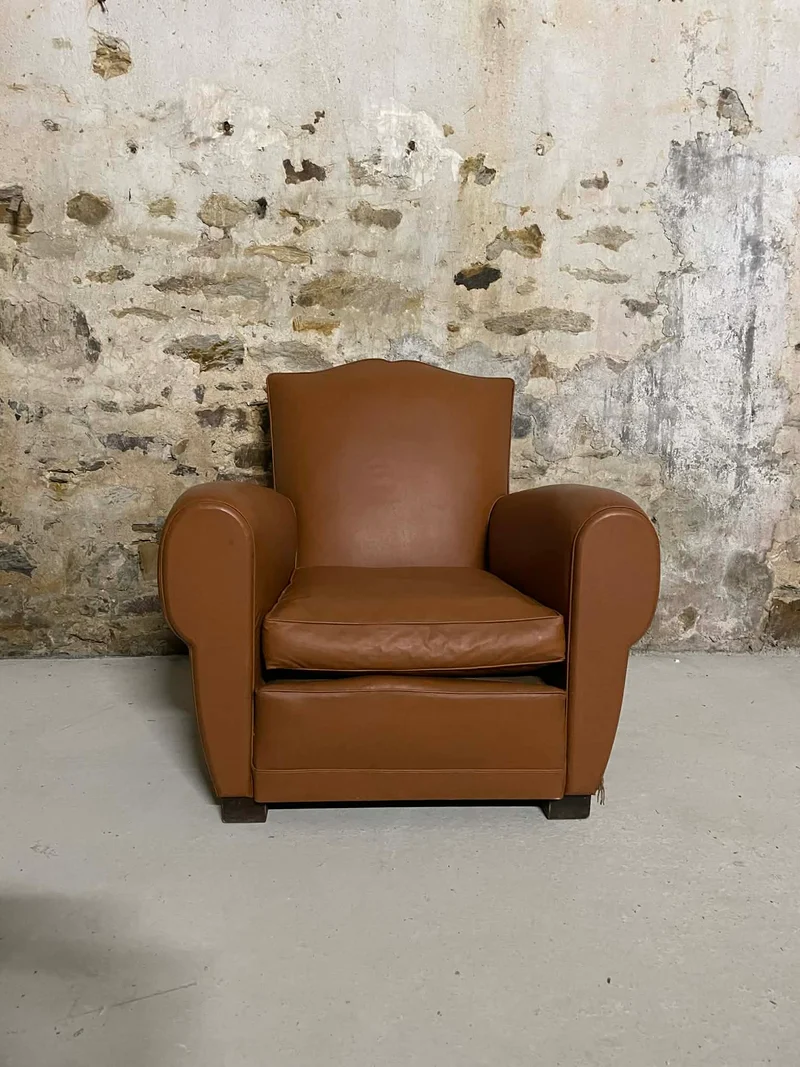 Paire de fauteuils vintage en simili cuir camel style club