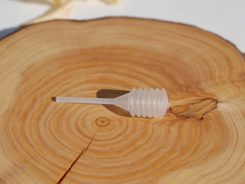 Atomiseur à parfum en bois