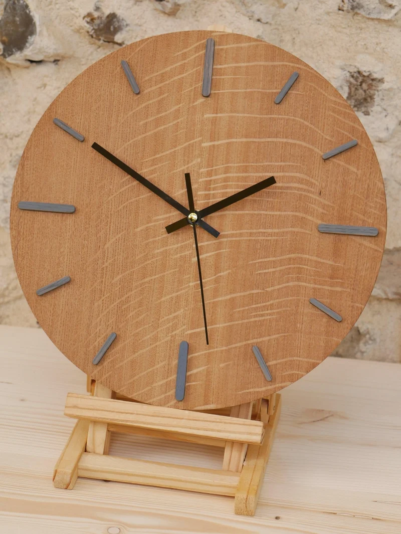 Horloge Chêne Massif - Style Bâtons