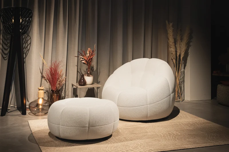 Fauteuil bouclette blanc avec pouf - Cozya