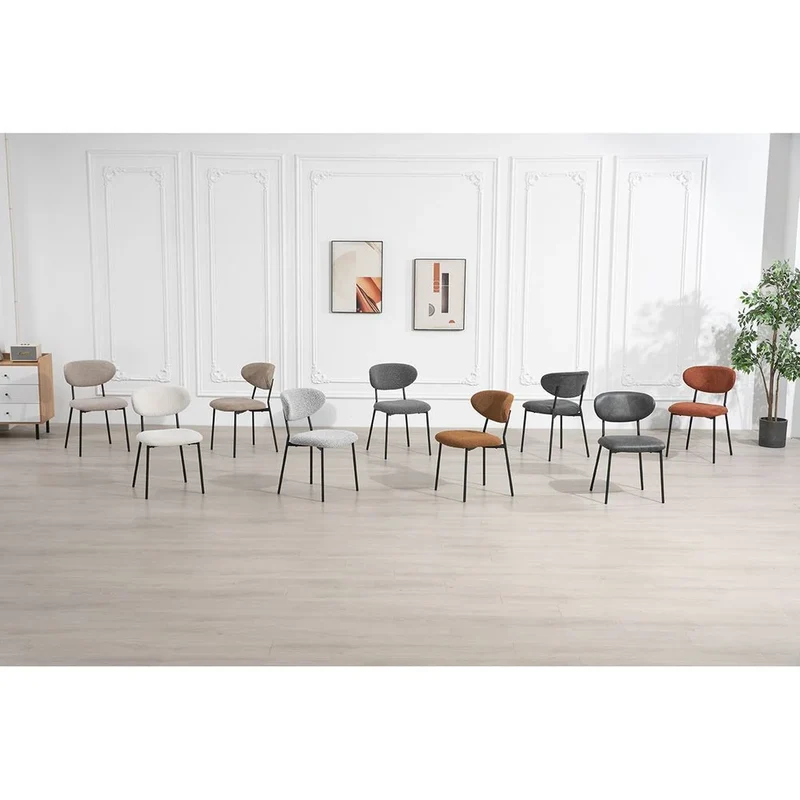 Chaise repas en tissu beige