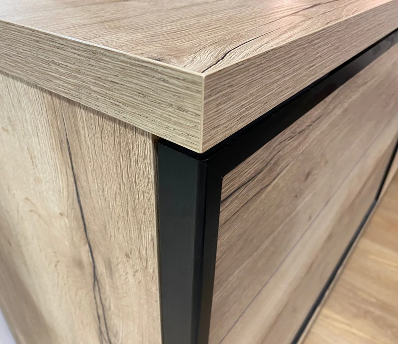 Buffet bois moderne à portes coulissantes - Rosa