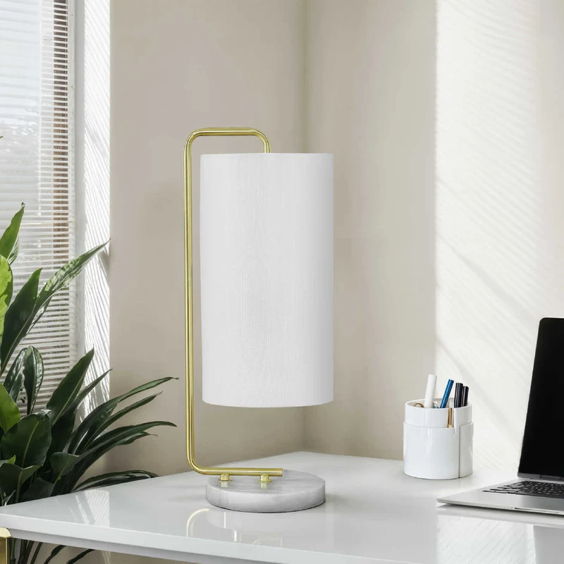 Lampe de table en marbre blanc et métal doré 20 po - I 9636