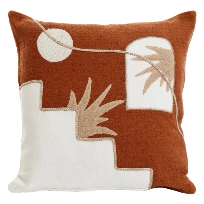 Coussin 18 x 18 po brodé orange, blanc et beige - Ferrol