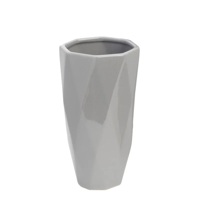 Vase en céramique taupe pâle d'une forme géométrique - Almada