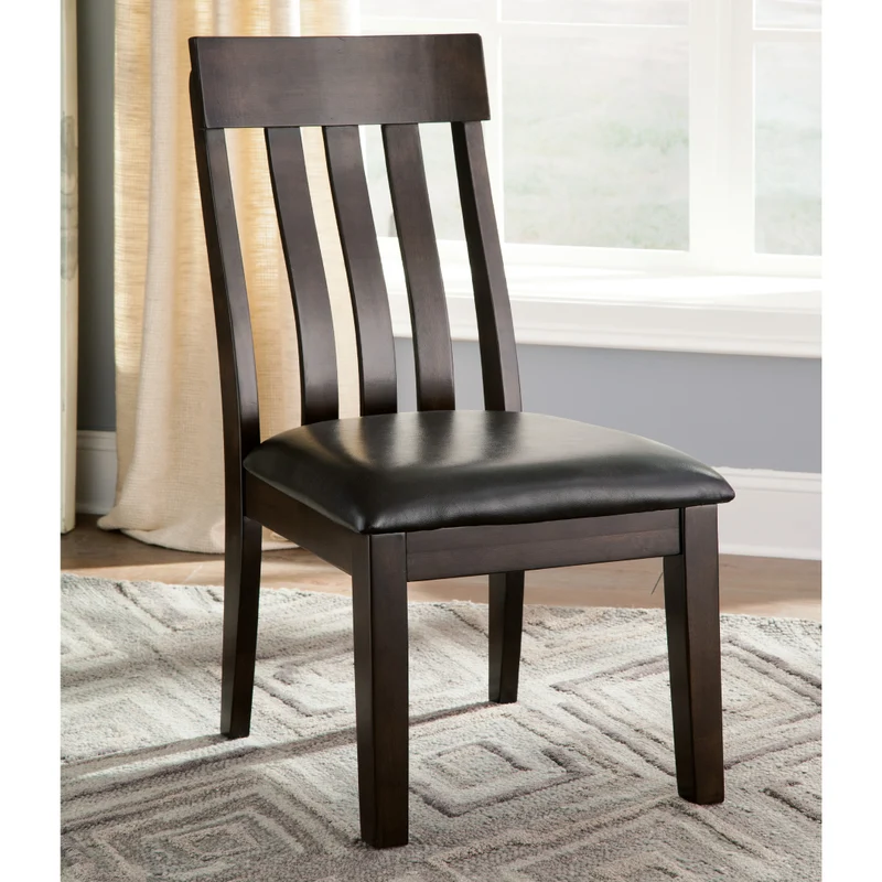 Ensemble de 2 chaises de salle à manger en bois avec assise rembourrée aspect cuir brun foncé - Haddigan