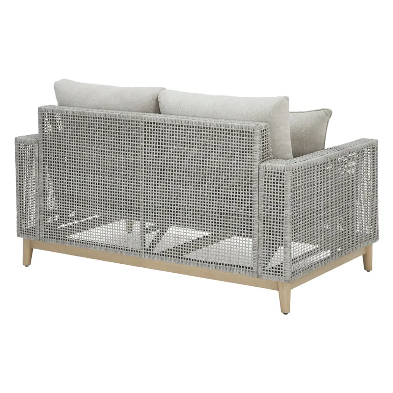 Causeuse extérieure en tissu Nuvella et en osier gris pâle avec coussins - Seton Creek