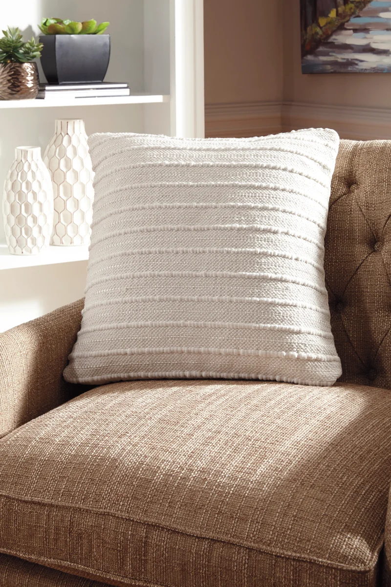 Coussin 20 x 20 po. en coton crème - Theban