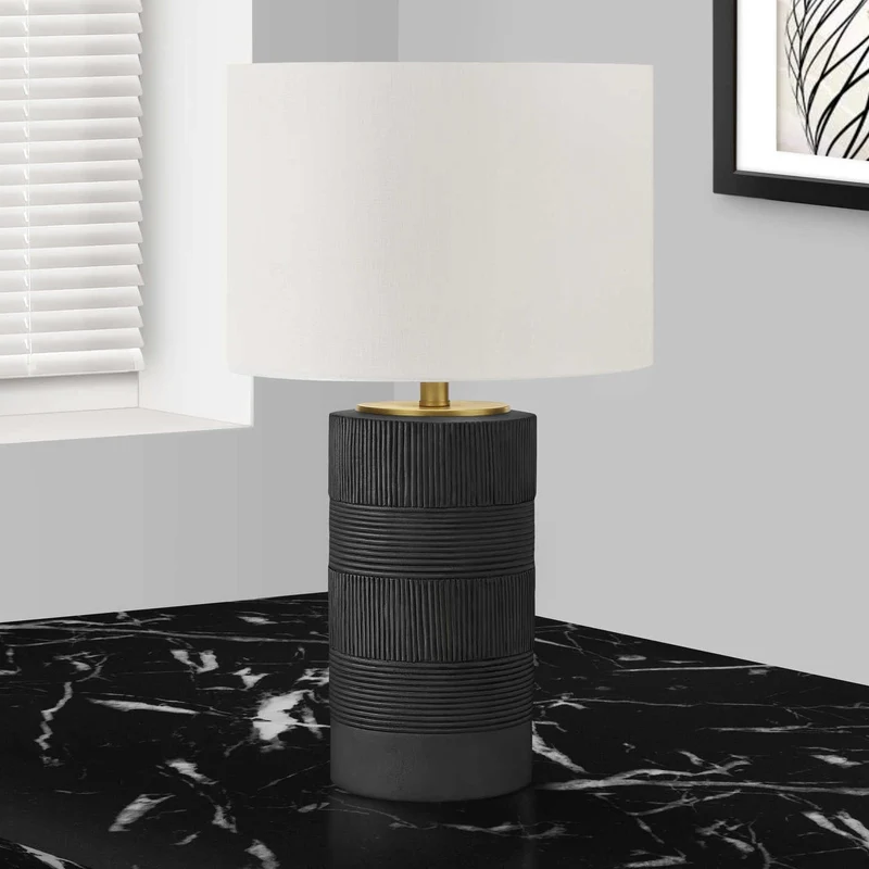 Lampe de table en résine noire texturée 24 po - I 9619