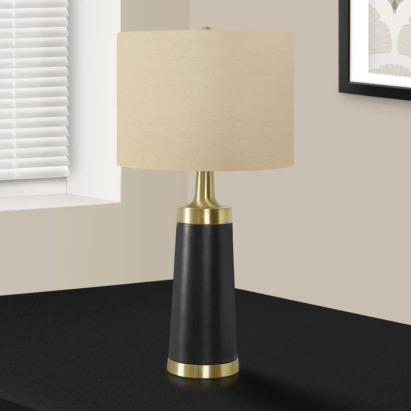 Lampe de table en métal noir et accents dorés 28 po - I 9623