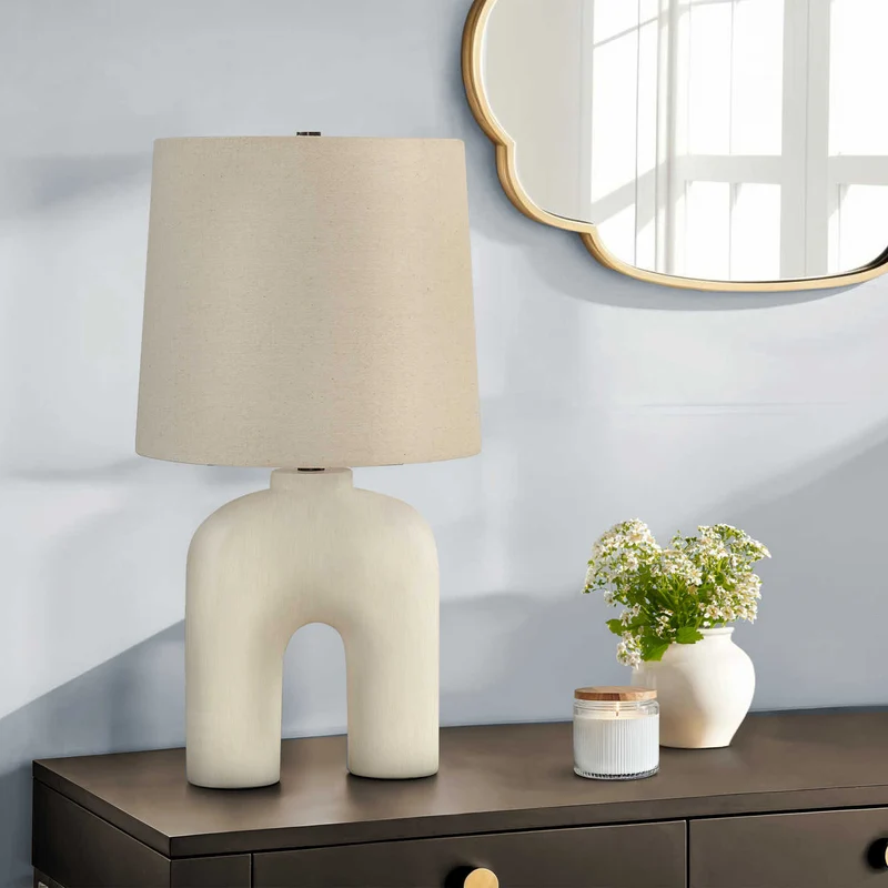 Lampe de table en résine crème 25 po - I 9728