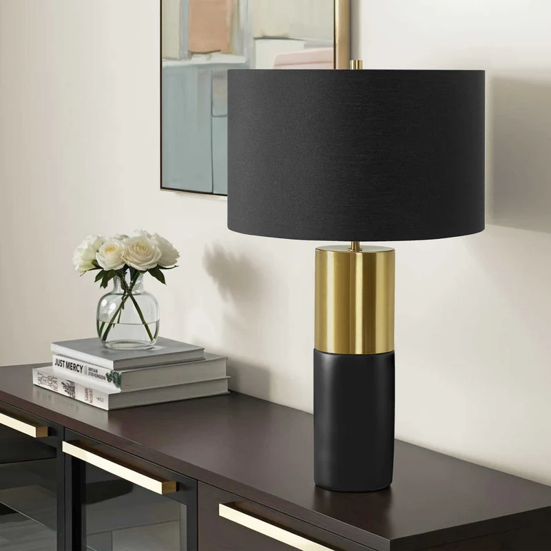 Lampe de table en béton noir et accents de métal doré 25 po - I 9629