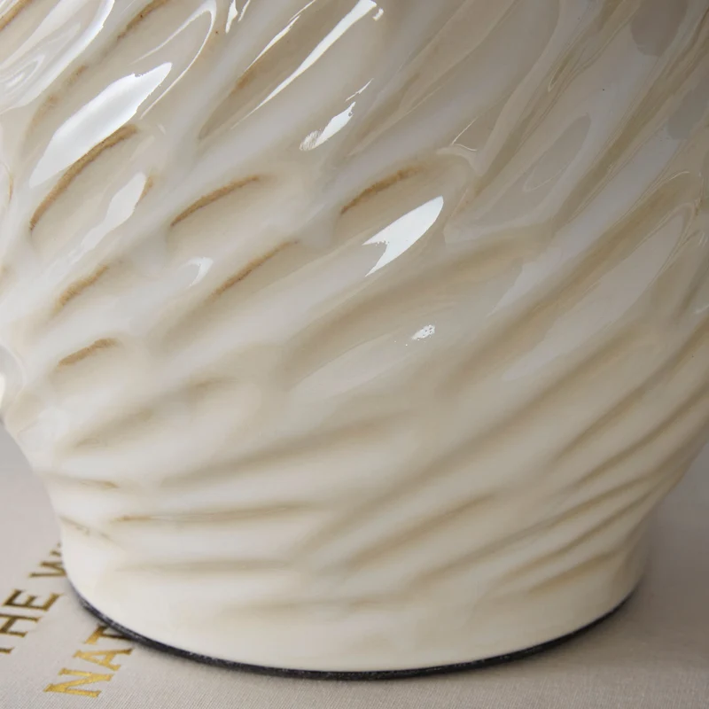 Lampe de table crème 19po - Garinton