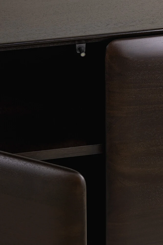 PI Light hanging sideboard