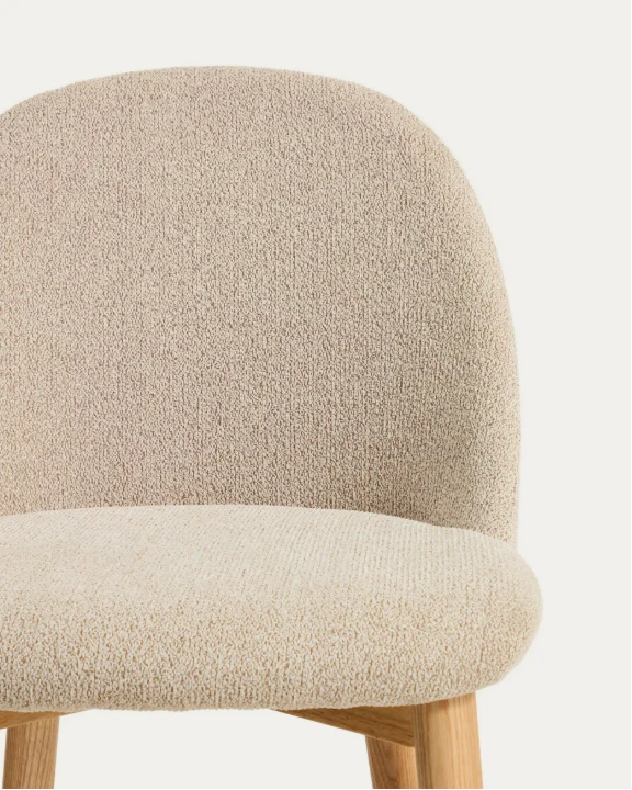 Meila chair in beige chenille with legs in natural finish
