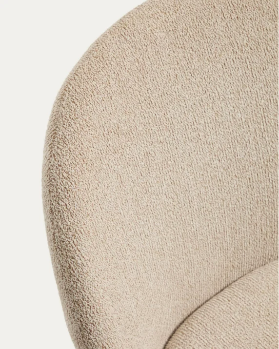 Meila chair in beige chenille with legs in natural finish