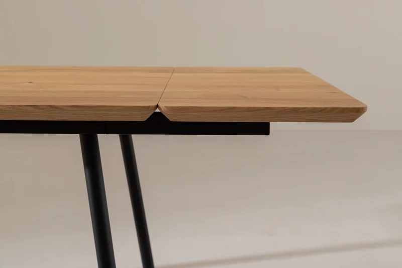 MARTA Table à manger extensible en chêne
