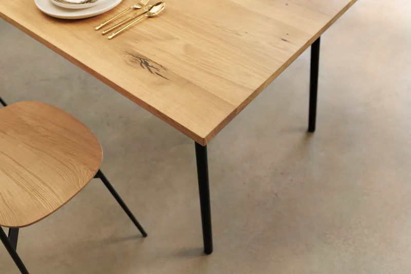 MARTA Oak Dining Table