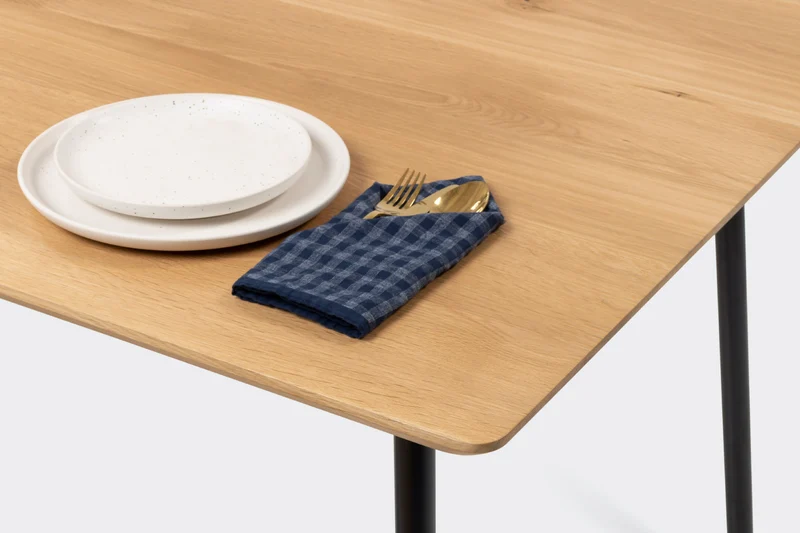 MARTA Oak Dining Table
