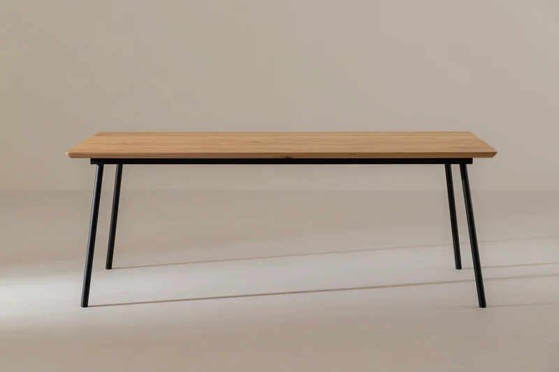 MARTA Oak Dining Table