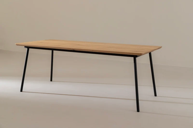 MARTA Oak Dining Table