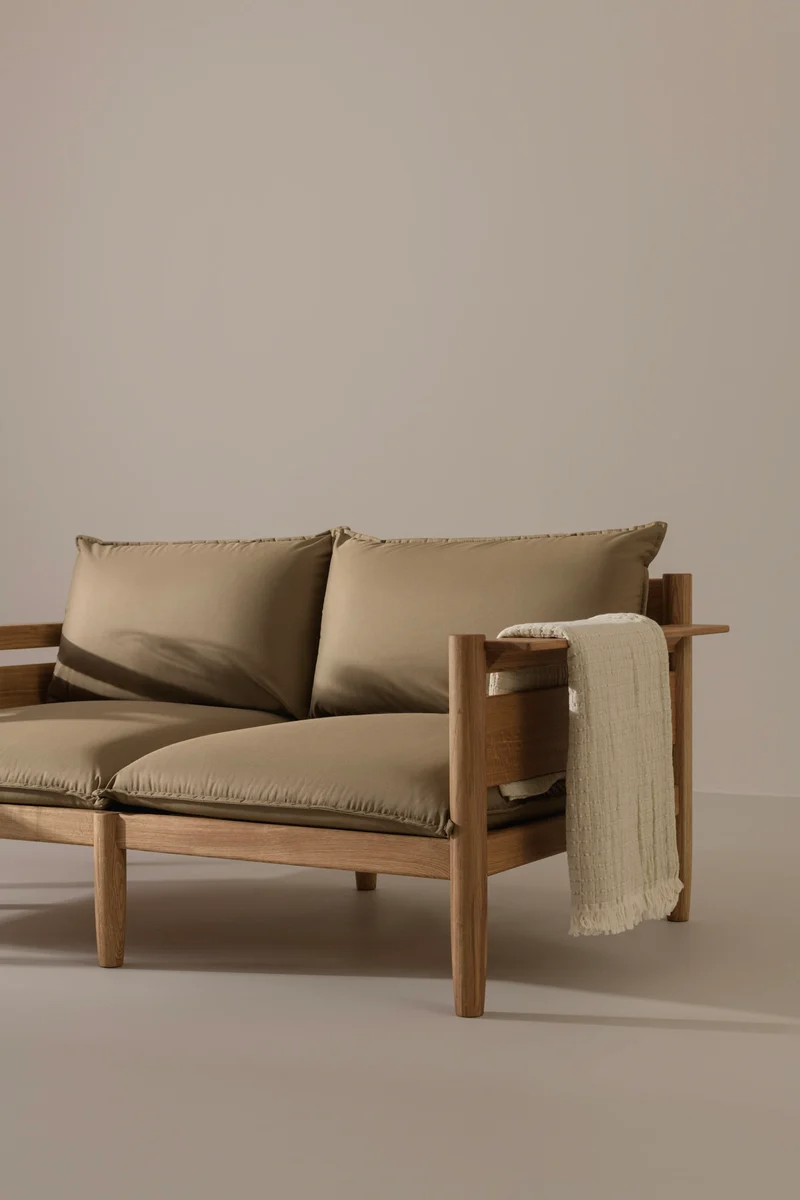 MOS Sofa