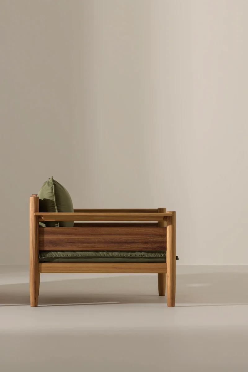 MOS Lounger