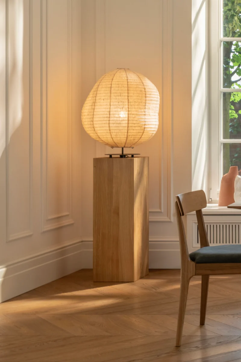 VITALI Pedestal