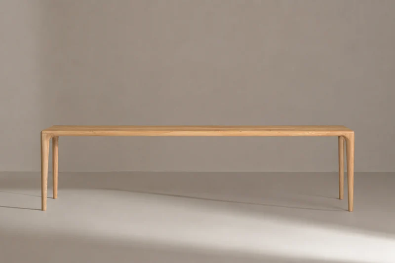 LÜNA Bench